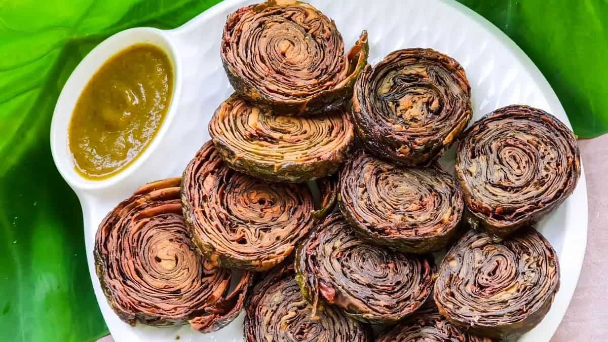 From Patrode To Pazham Pori: 6 Types Of Pakodas From India