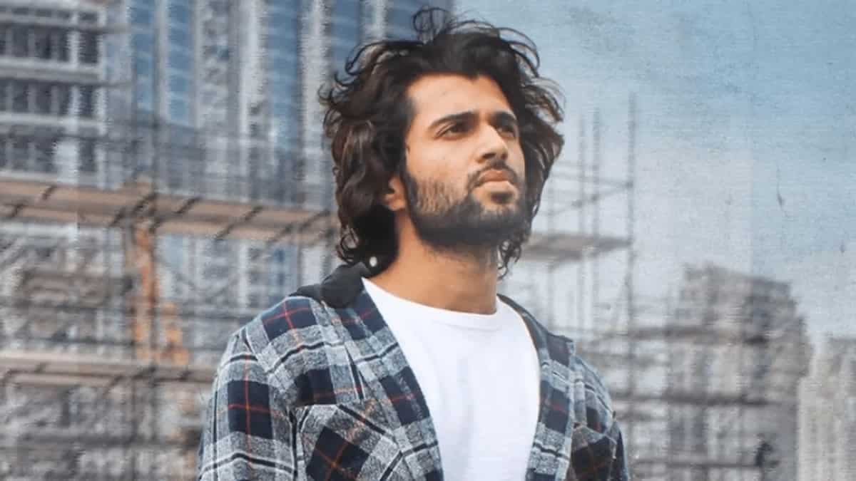 Vijay Deverakonda Enjoys Biscoff Tiramisu; Here’s All About The Dessert