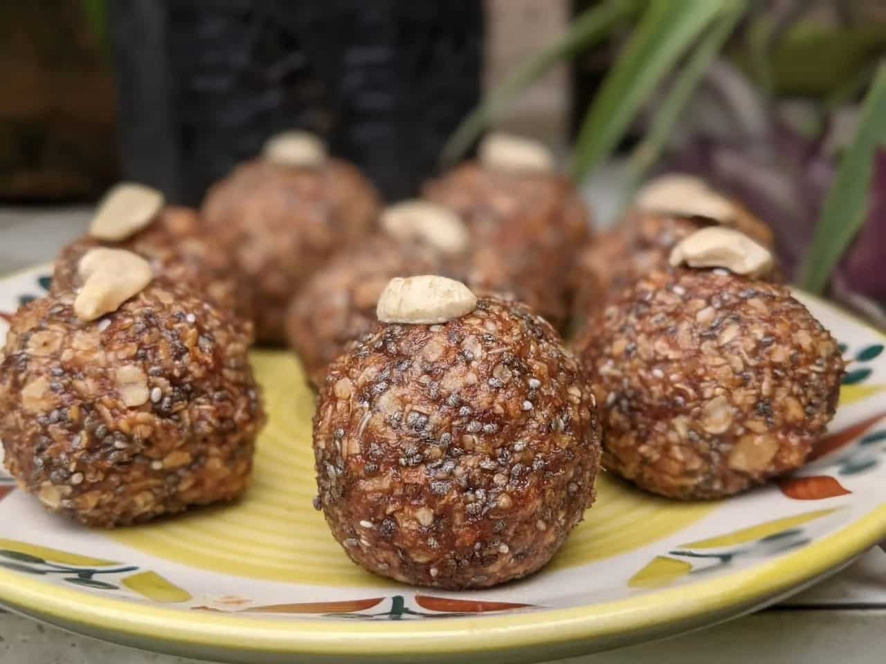 Keeping It Warm This Winter This Dessert- Oats, Dates, Walnut And Peanut Butter Laddu