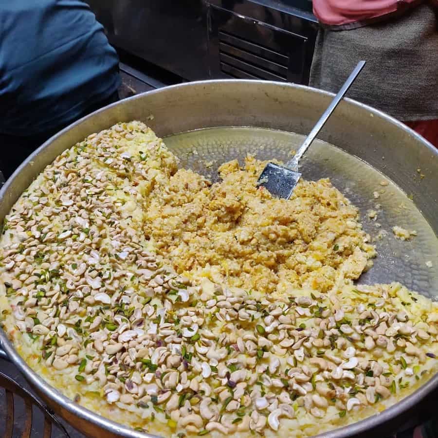 Move Over Laal Gajar, It’s Time For Safed Gajar Ka Halwa