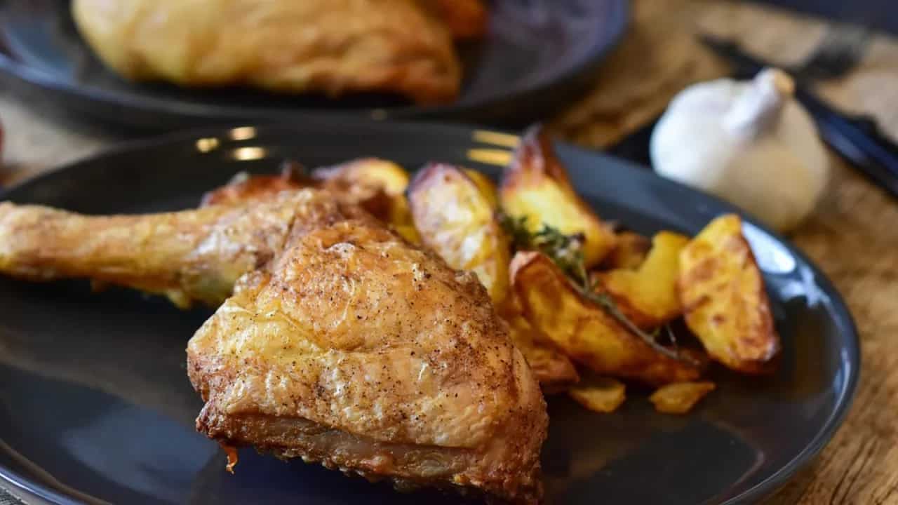 Viral: Philippines Woman Receives ‘Fried Towel’ Instead Of ‘Fried Chicken’ 