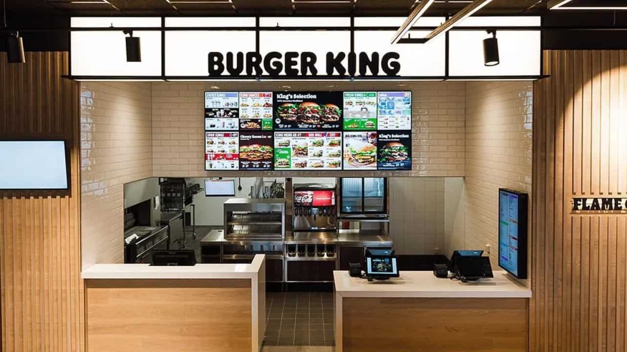 This Burger King Outlet Turned Vegan For A Week, Impresses Netizens Across The World 