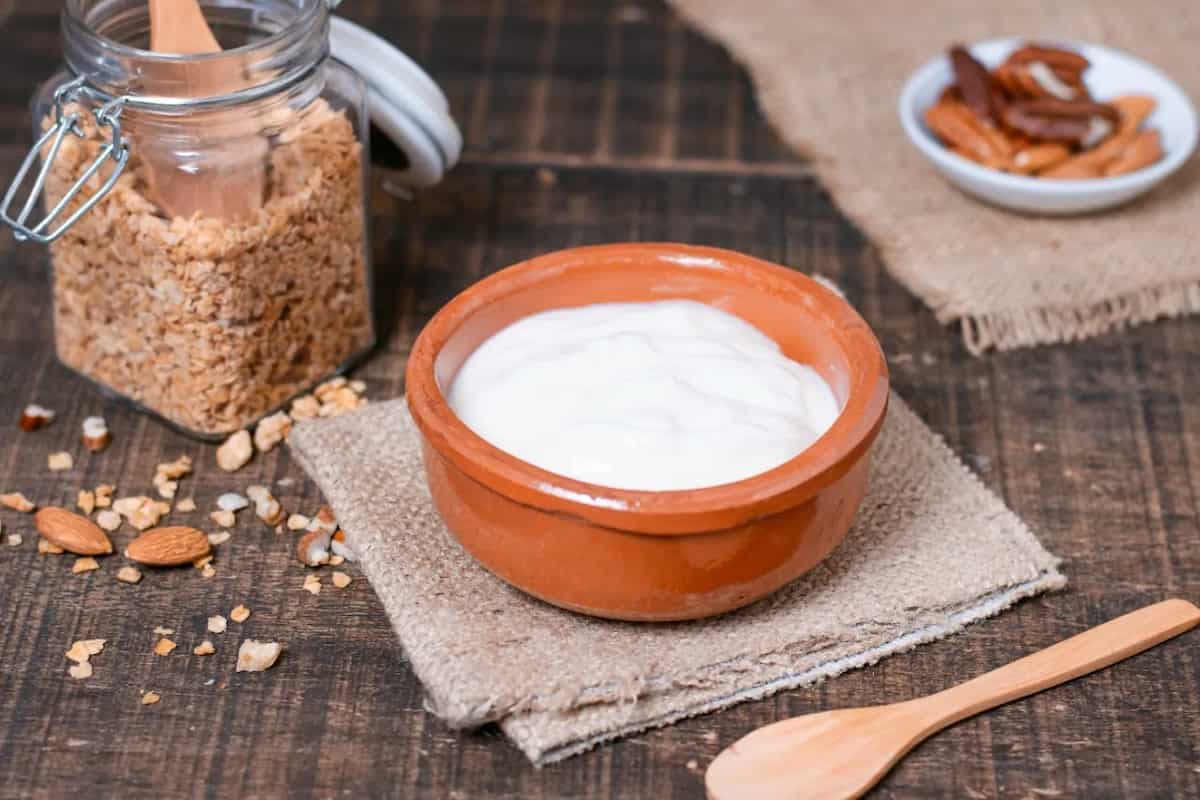 Curd And Yogurt - What’s The Difference Between The Two?