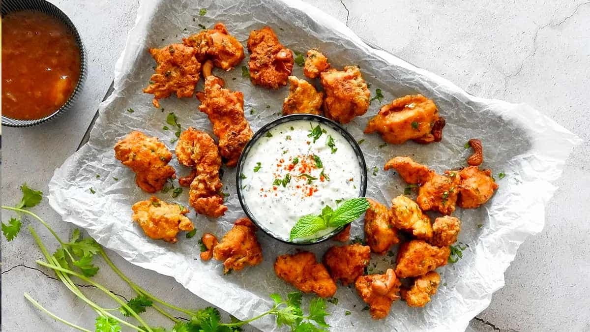 Kickstart Monsoon With This Tempting Chicken Pakora