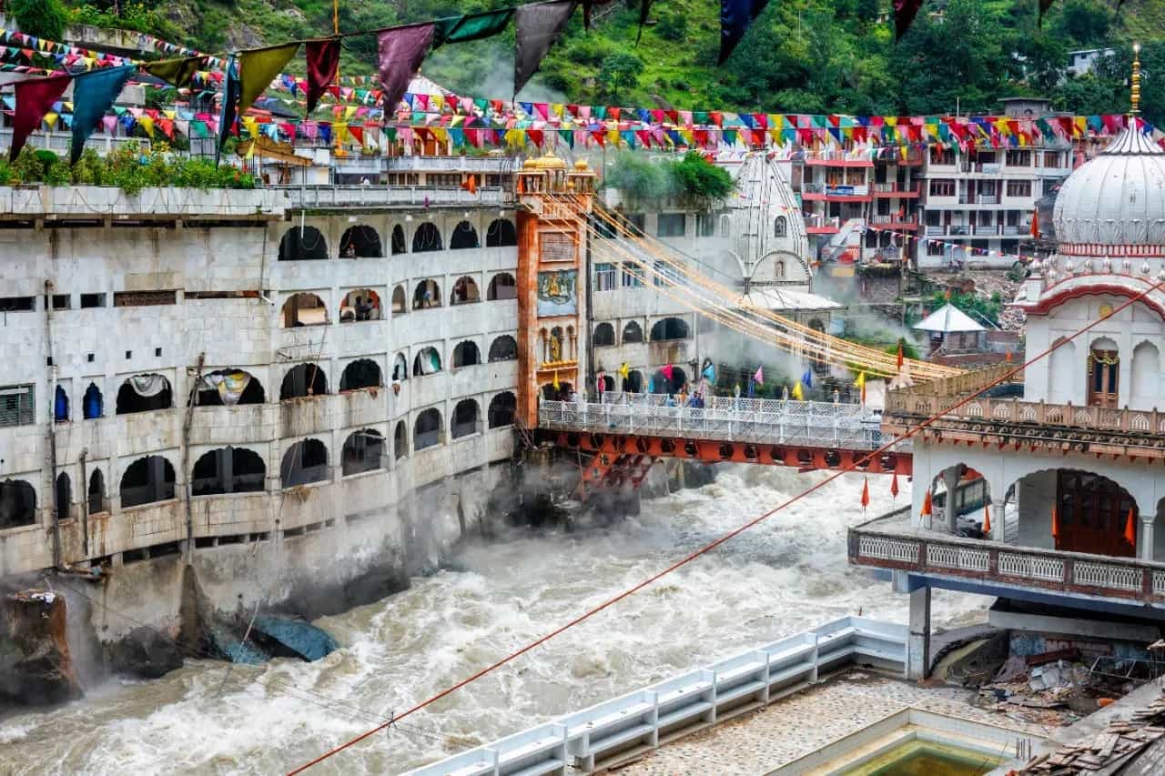 When I Cooked Rice In Manikaran’s Hot Water Springs, Without A Stove Or Spoon