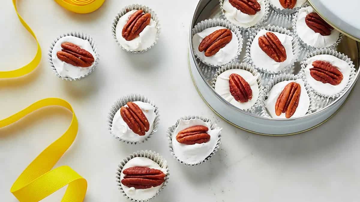 Divinity Candy: Tried This Vintage Candy From America?