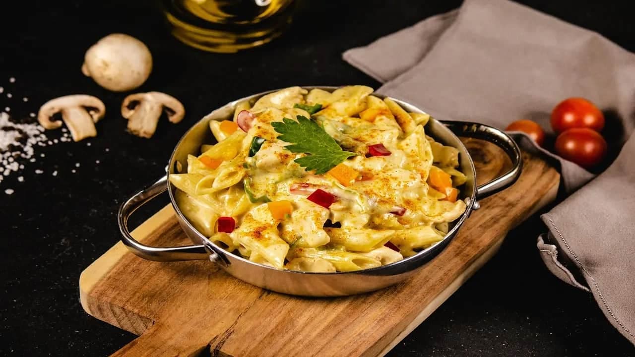 Fettuccine Alfredo, Dish That Was Originally Made To Treat Upset Stomach