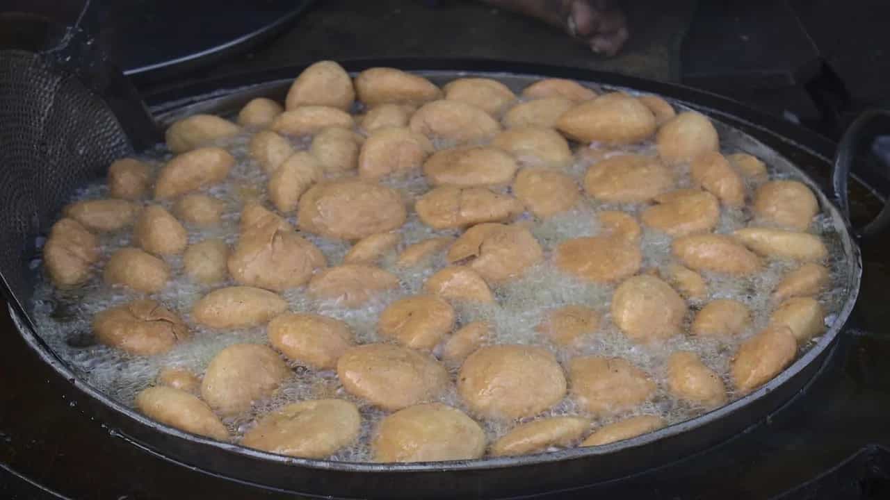 From Banarasi To Heeng: A Trip Across The Kachori Map Of India