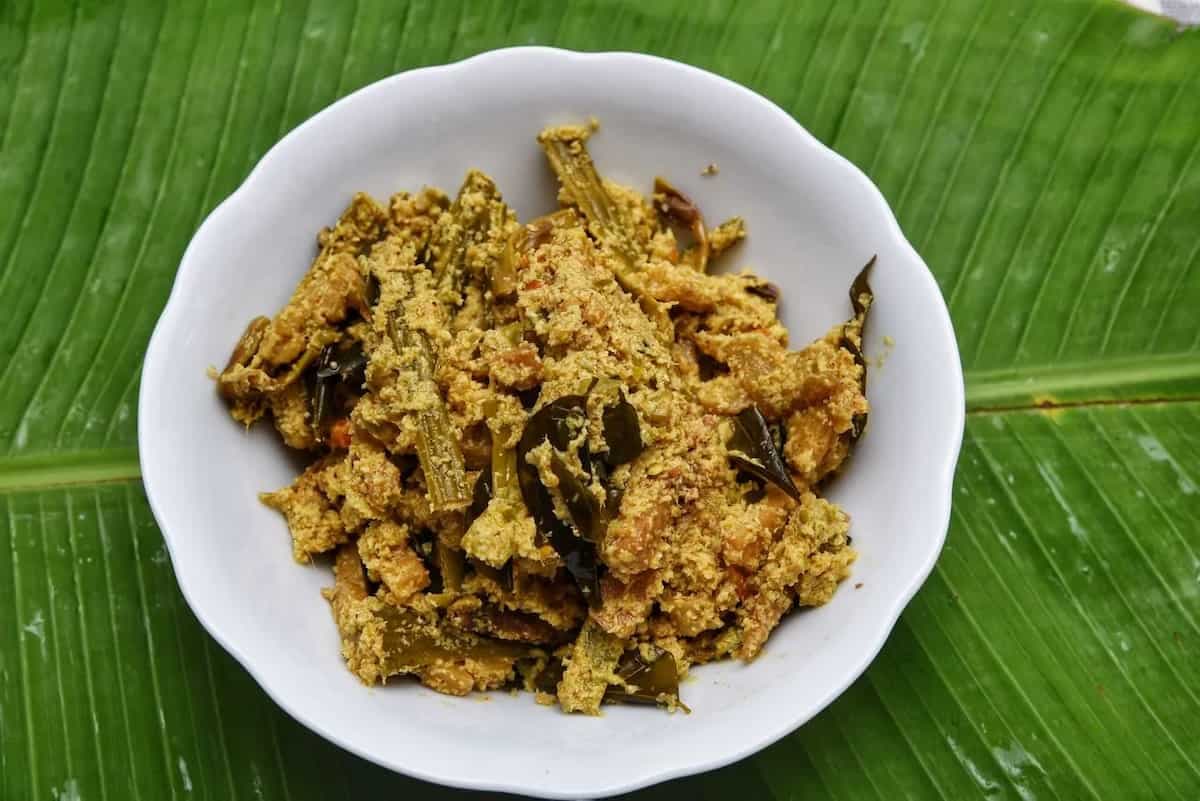 Padavalakai Sihi: A Sweet And Spicy Snake Gourd Treat