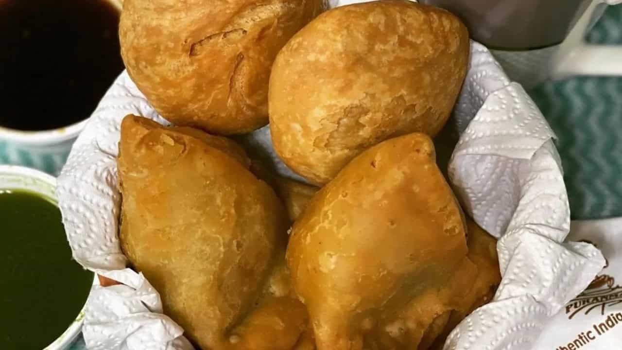 Move Over Khasta Kachori, This Aloo Makai Kachori Is Here To Tug At Your Heartstrings