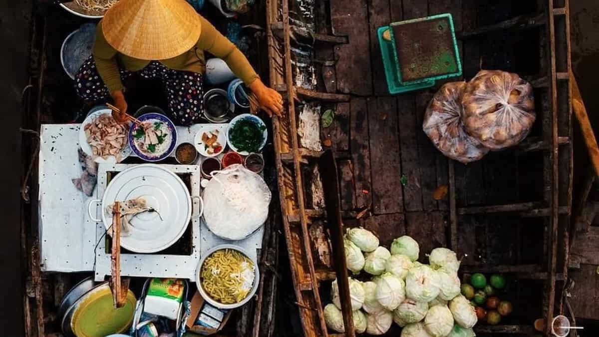 All About Vietnam’s Floating Food Market