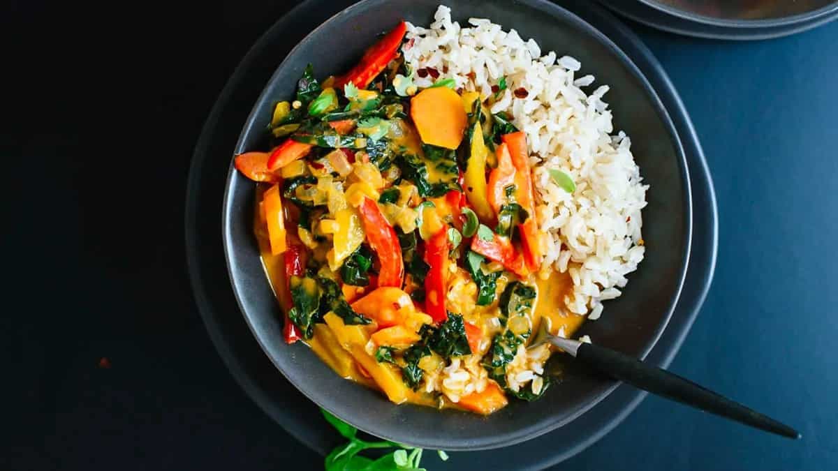 Watch: Here’s How You Can Make Thai Curry With Corn Rice At Home