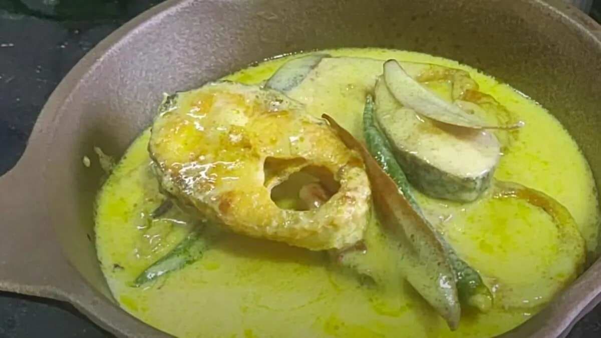 Rohu Fish In Yoghurt Curry: Classic Bengali Dish