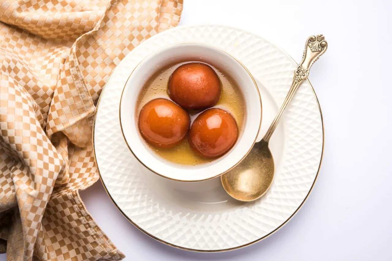 Navratri 2024: Start The Festival With These Festive Gulab Jamun