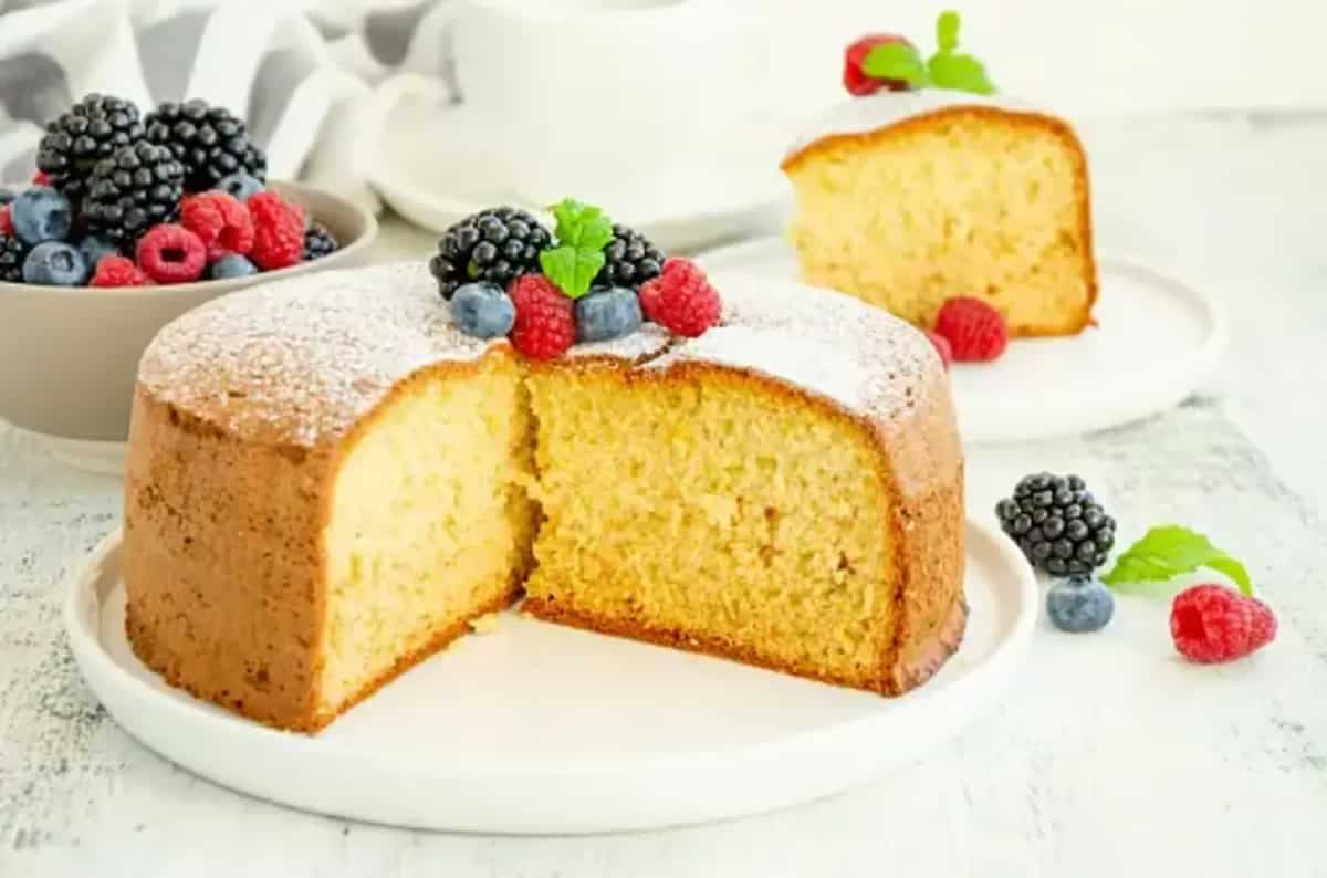 Oven-Free Baking: Recipe For Cake Using A Pressure Cooker 