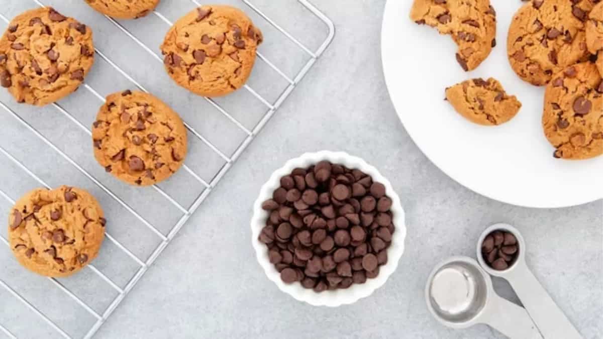 7 Healthier Chocolate Chip Cookies You Must Try At Home