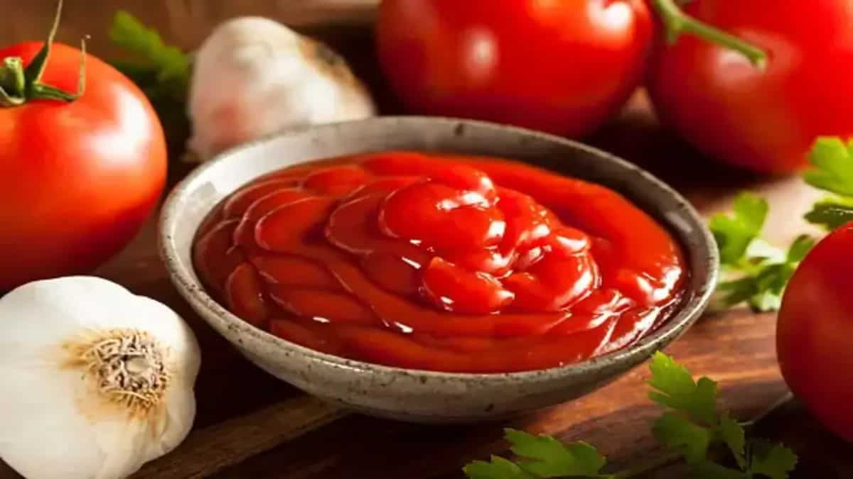 Ketchup Hummus And More: 5 Healthy Condiments to Make at Home