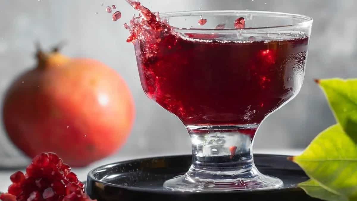 5 Pomegranate-Based Beverages To Stay Hydrated During Navratri