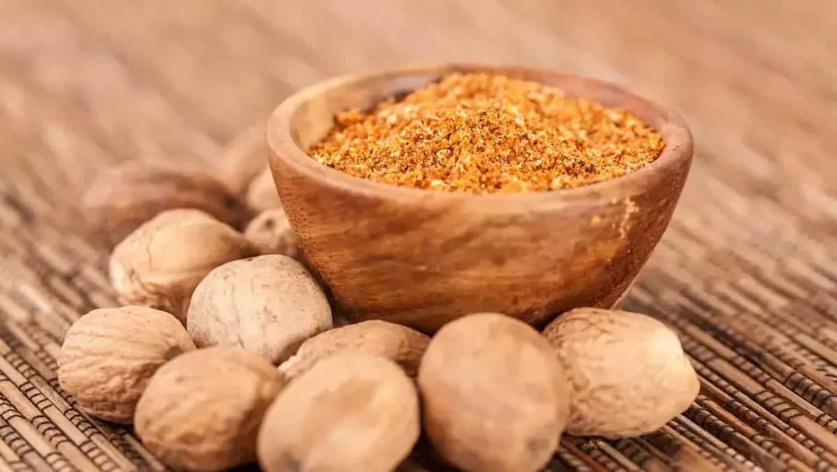 What Are The Differences Between West And East Indian Nutmeg?