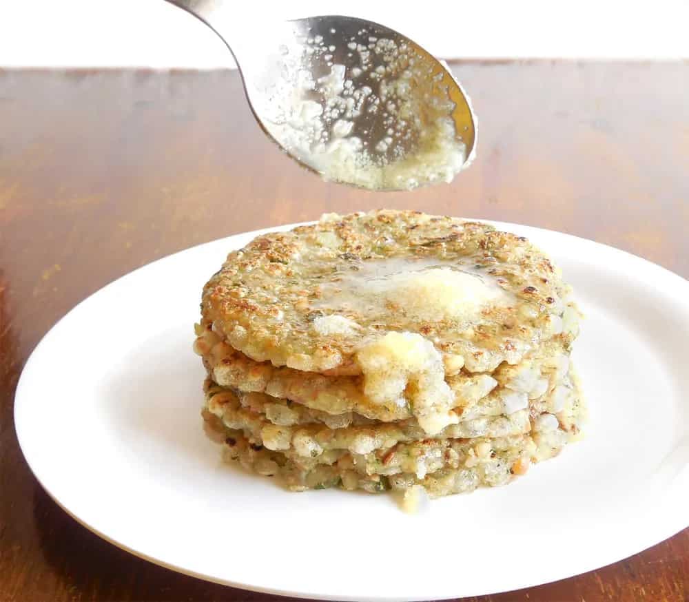 Celebrate Ganpati With These Delicious Maharashtrian Breads 