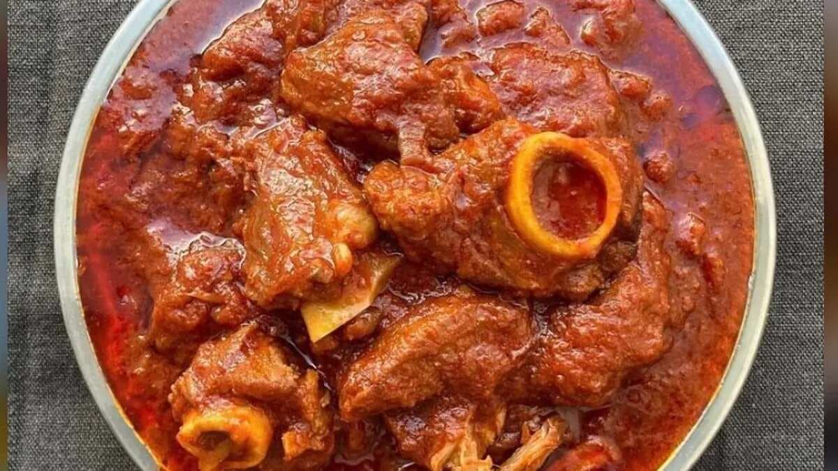 Laal Maas To Kolhapuri Chicken: 7 Of The Spiciest Indian Dishes 