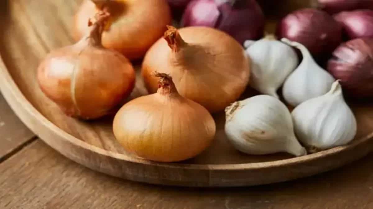 Can Onions Really Prevent Heat Stroke? Find Out  