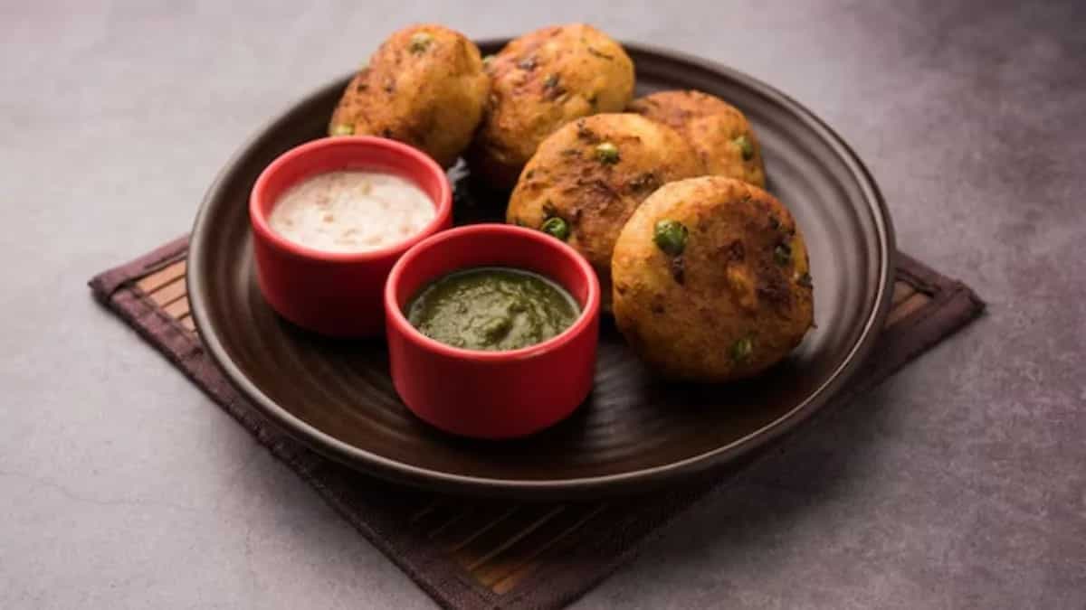 Chefs Dipankar Samanta And Vinay Pandey Share Monsoon Recipes