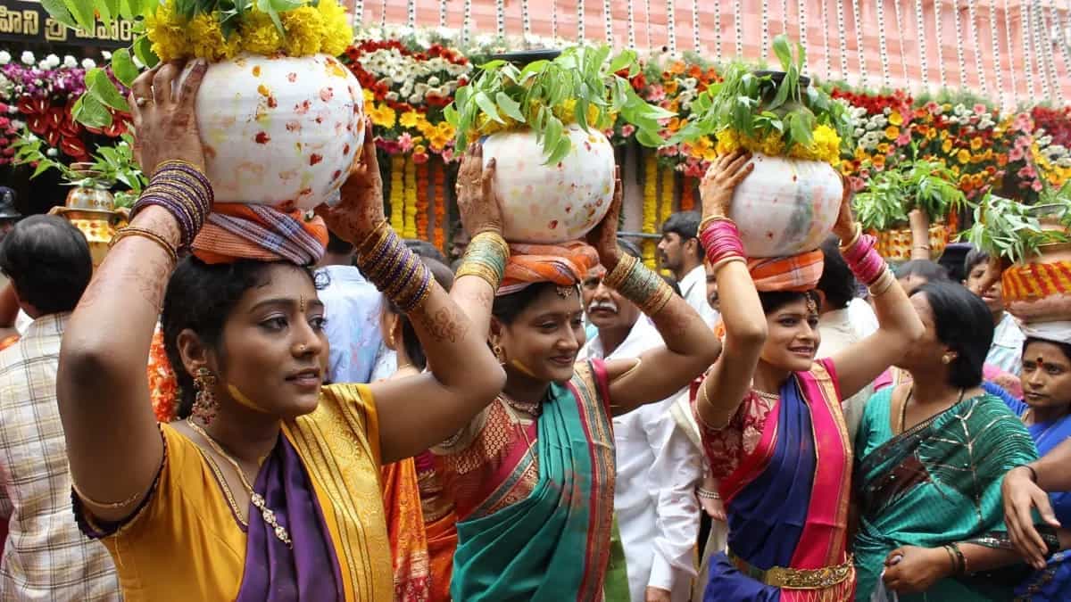 Bonalu Bonanza: Ariselu To Biryani, Food For A Festive Feast