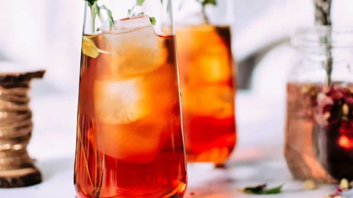 5 Refreshing Ice Tea Recipes For That Instant Boost Of Energy