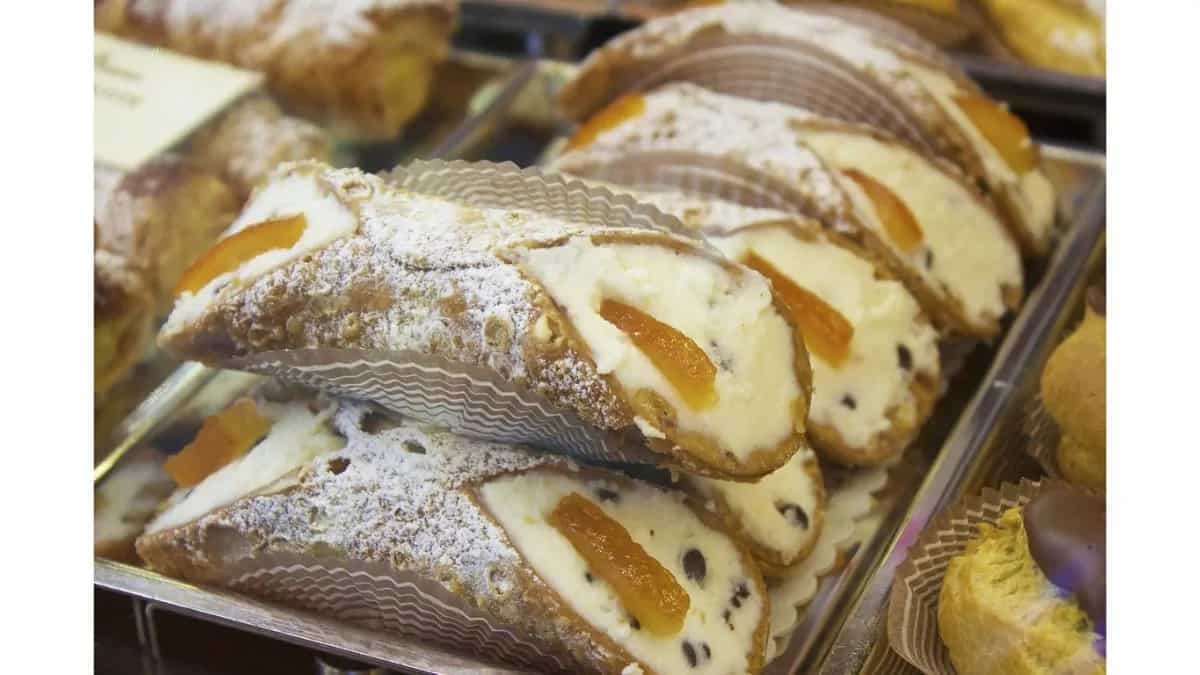 Italian Cannoli: A Recipe To Make This Sicilian Delight At Home 