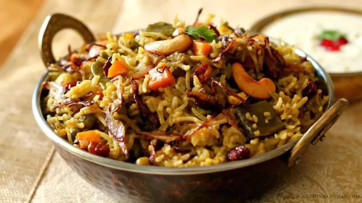 5 Vegetarian Biryani Recipes You Can't Resist Trying!