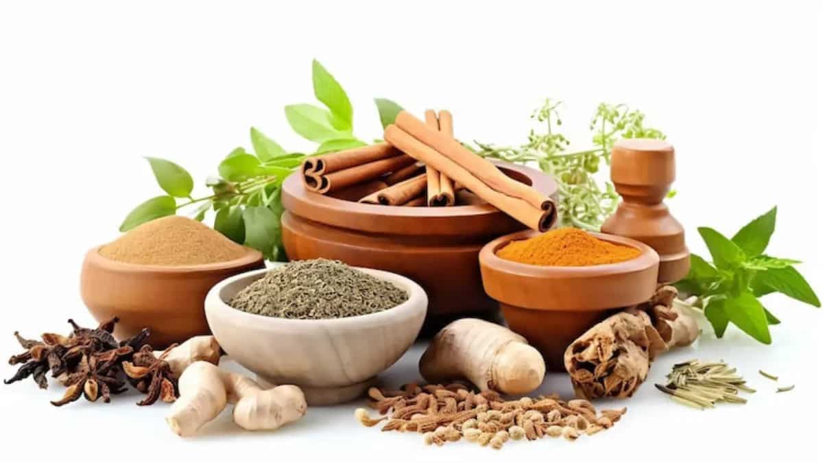 5 Essential Ayurvedic Spices And Their Amazing Health Benefits