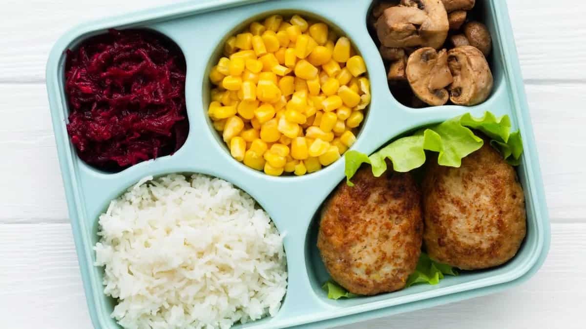 7 Tips To Keep In Mind While Selecting A Lunch Box For Your Kid