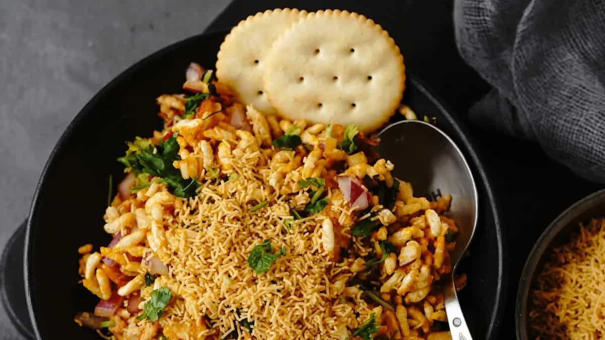 7 Indian Treats Perfect For Late-Night Binge Movie Session