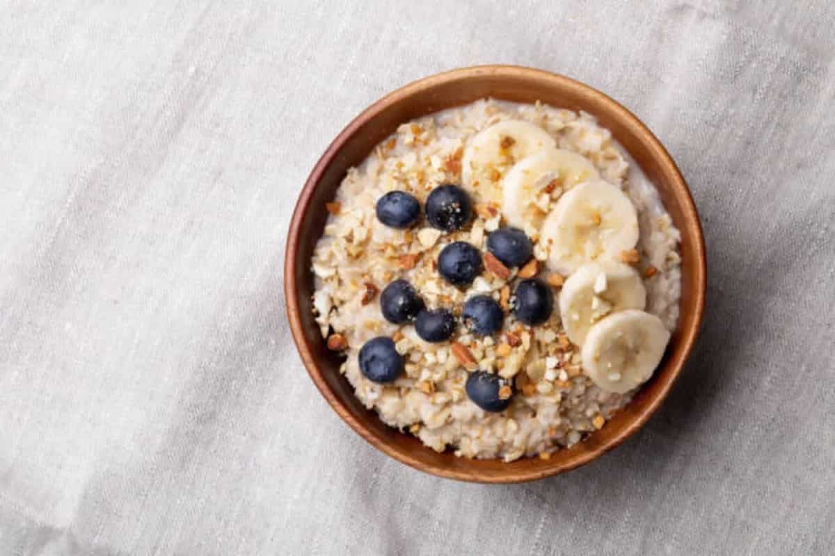 7 Essential Breakfast Foods You Must Include In Your Diet