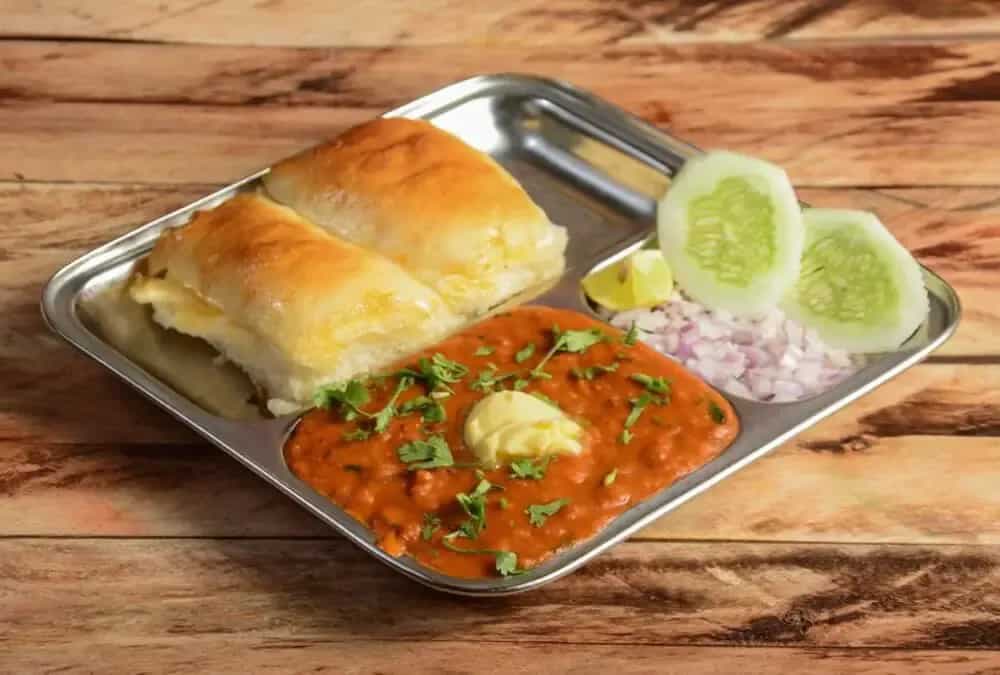 Pav Bhaji To Basundi: Discovering Akola’s Top 7 Must-Try Dishes