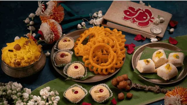 Bhai Dooj 2024: Bengali Sweets You Can Bring For Your Siblings 