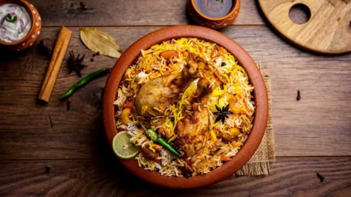 8 Types Of Biryani That Are A Must-Have In Hyderabad