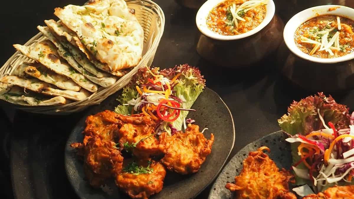 Food Ventures in Delhi: Street Eats, Iconic Eateries, Fine Dine