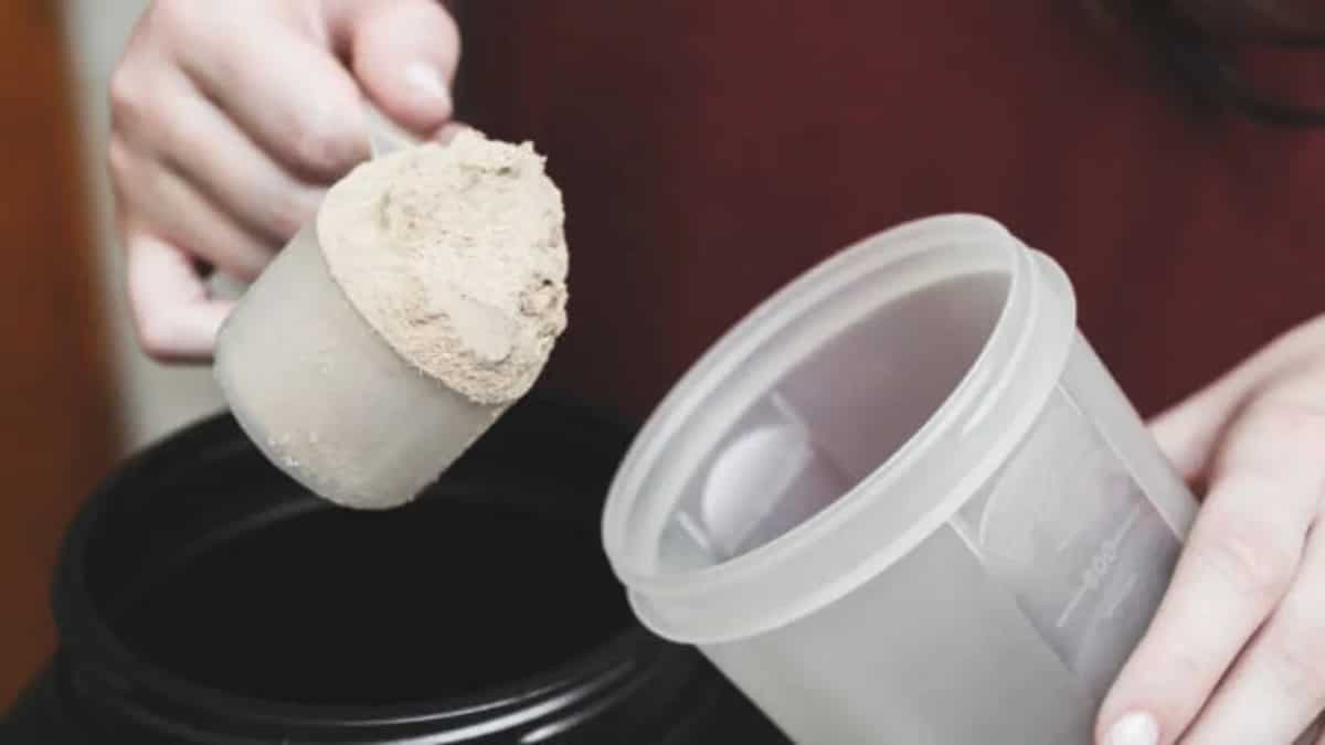 The Protein Powder Dilemma: The Benefits And Risks