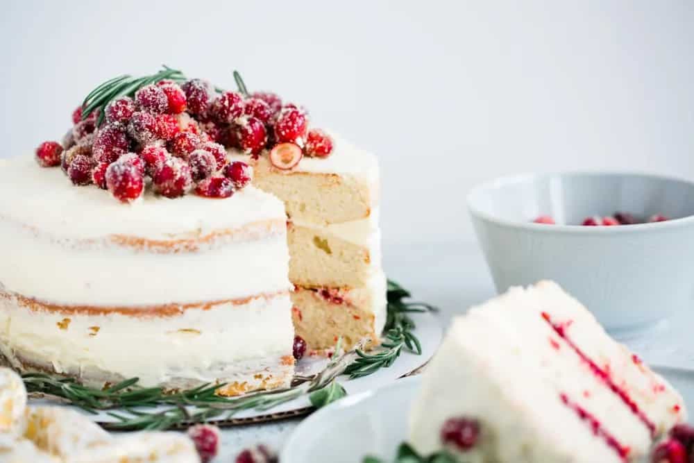 7 Vanilla Dessert Recipes You Can't Resist