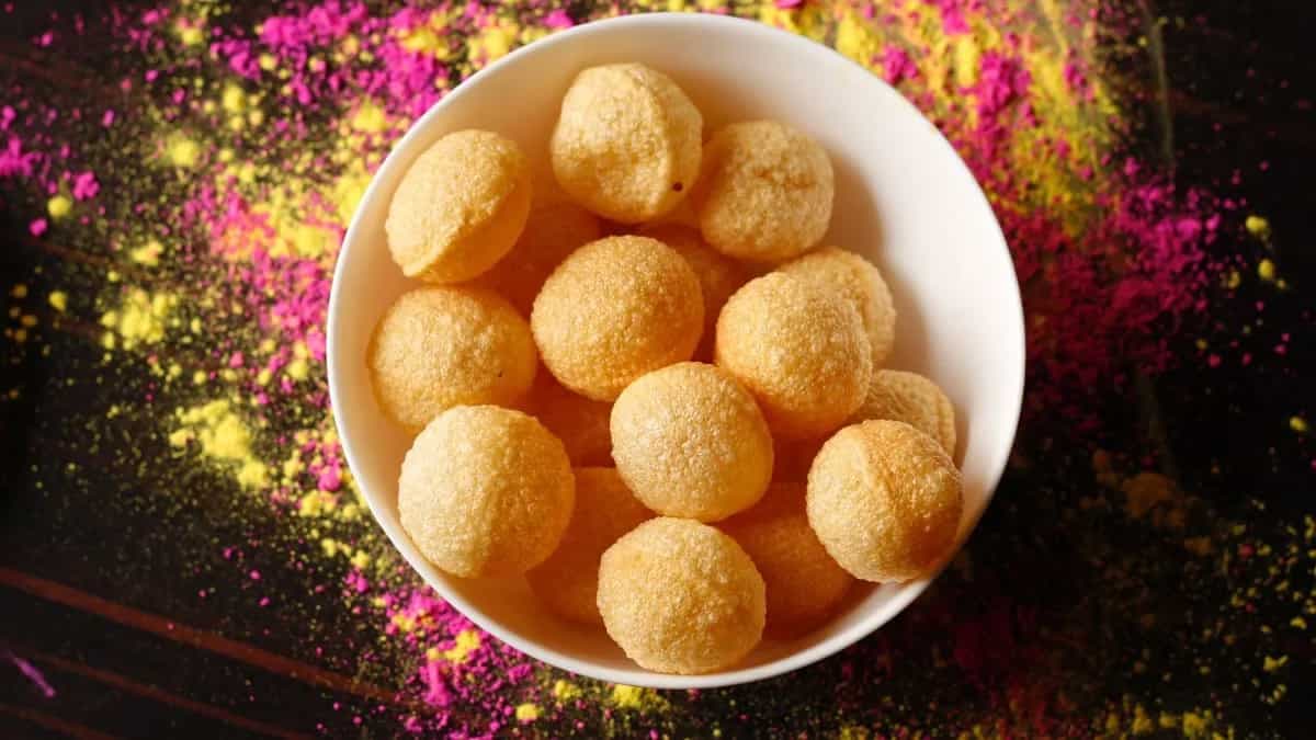 This Viral Pani Puri Recipe Is All You Need For Snack Cravings 