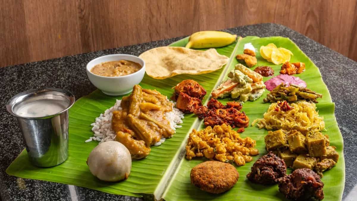 Savour A Non-Vegetarian Onam Sadhya At This Mumbai Restaurant 