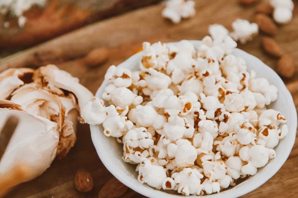 Is Replacing One Daily Meal With Diet Popcorn Worth It?