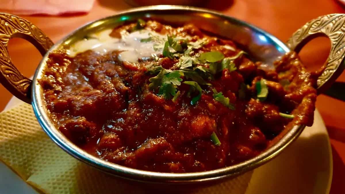 The History Of Rogan Josh And The Reason For Its Popularity 
