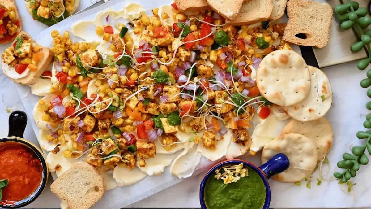 New Year 2023: Assemble Your Party Chaat Board At Home