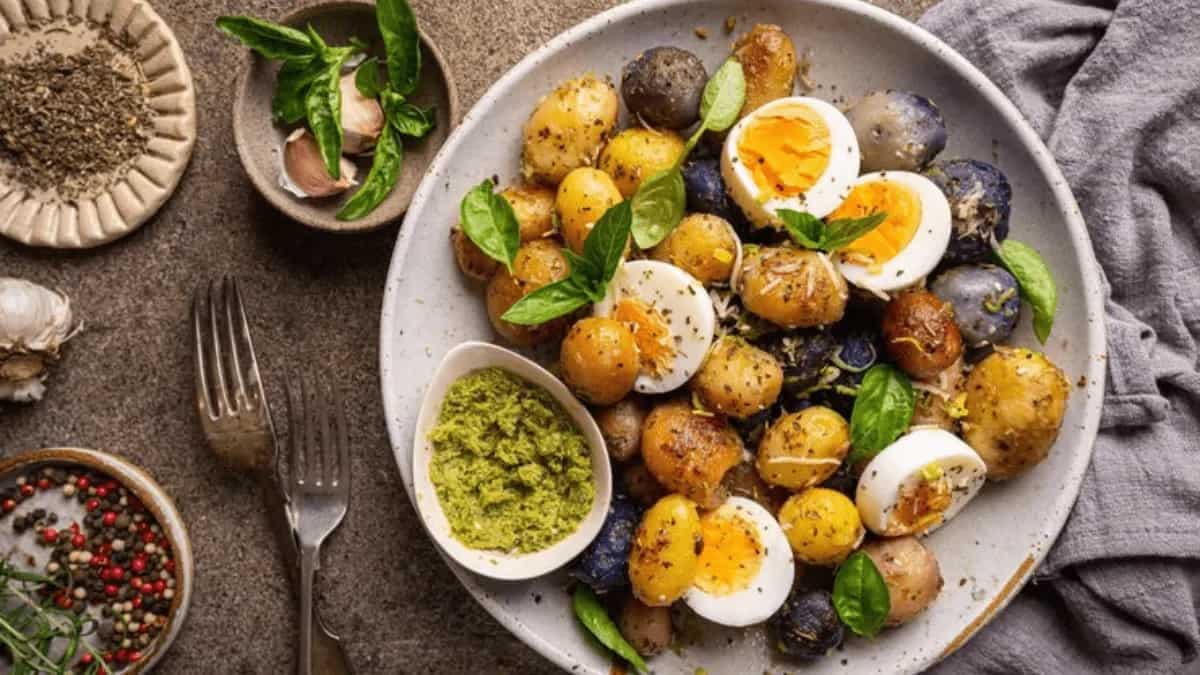 7 Egg-Based Protein-Rich Snacks For Late-Night Indulgence