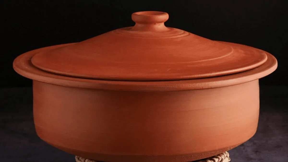 Tips To Buy, Use, Clean And Handle Terracotta Cookware 