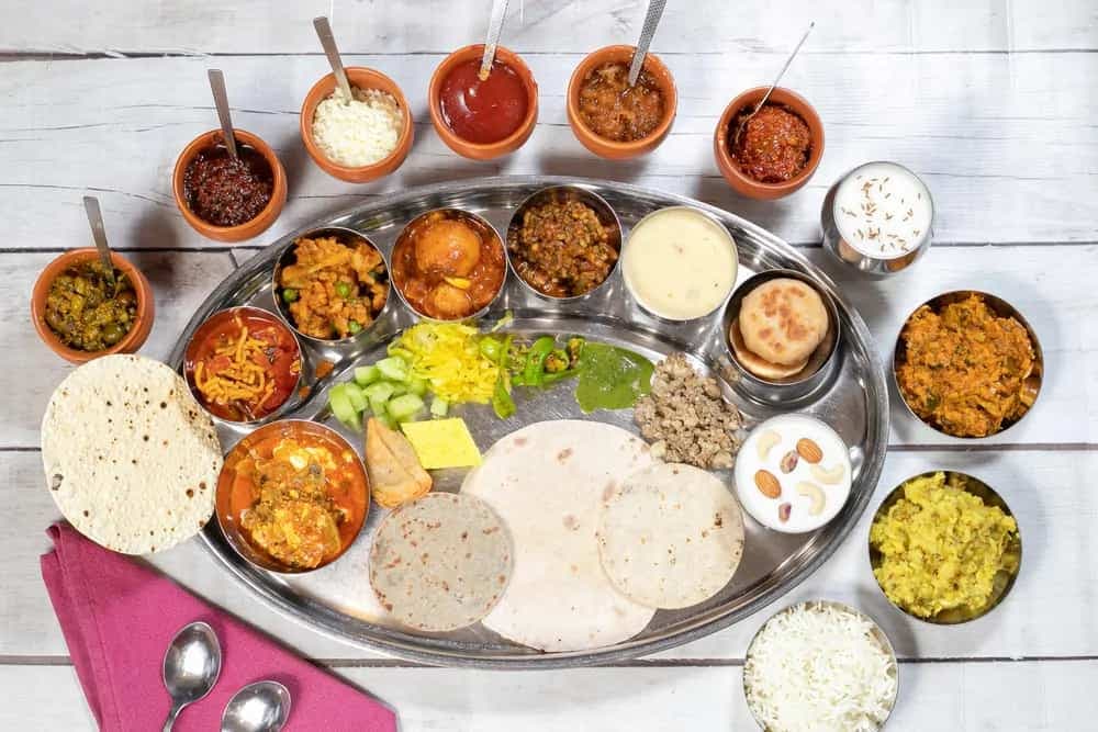 Kathiyawadi Cuisine: Tasting The Spicy Flavours Of Gujarat 