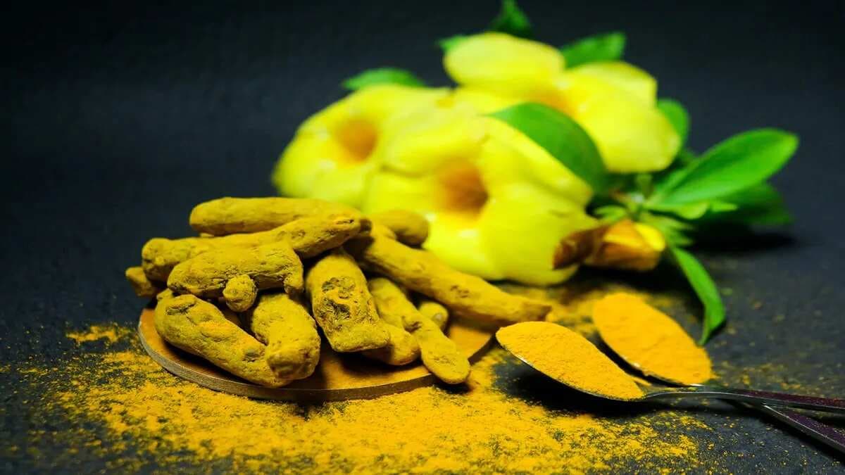 Raw Turmeric vs, Turmeric Supplements: Benefits And Drawbacks